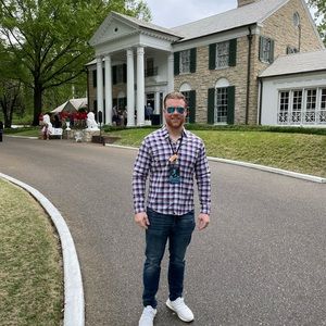 Meet your Posher, Jamison